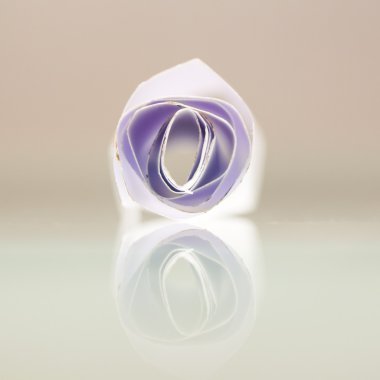 Kağıt arka plan şekillerle kağıt