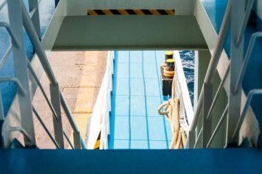 Feribot Tekne detayları