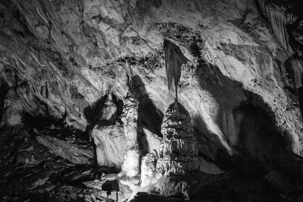 Scena z jaskini bułgarski niesamowite Magur — Zdjęcie stockowe