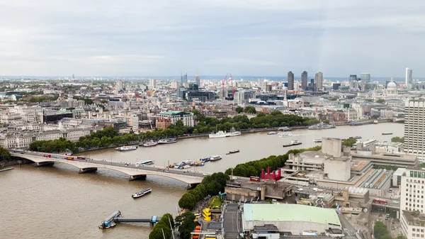 22.07.2015, Londyn, Wielka Brytania. Panoramiczny widok na Londyn od London Eye — Zdjęcie stockowe