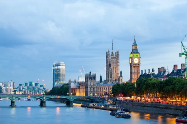Trenta. 07. 2015, LONDRA, Regno Unito, Londra all'alba — Foto Stock