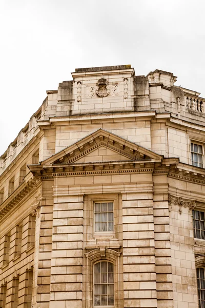 22. 07. 2015. LONDRES, Reino Unido - Paisaje urbano y escenas callejeras — Foto de Stock