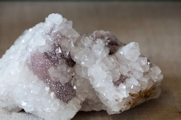 Belli cristalli, minerali e pietre - colori e texture — Foto Stock