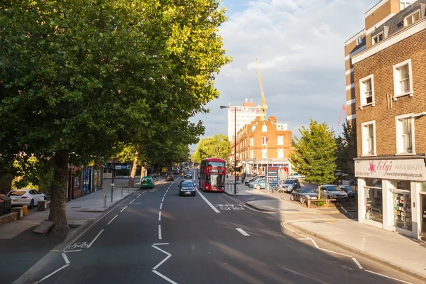 28. 07. 2015. LONDRES, Reino Unido Paisaje urbano y escenas callejeras — Foto de Stock