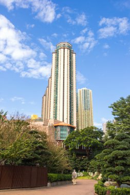Hongkong Nan Lian Garden civarındaki Plaza Hollywood. Şehrin metro dimaond Hill bir bina.