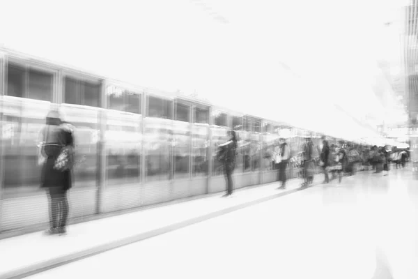 HONG KONG, DEC08, 2015: Crowd of passengers walk in Tsim Sha Tsu — Stock Photo, Image