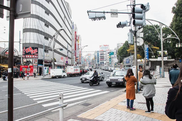 日本东京12月6日电 2018年12月6日 日本东京的工作高峰时段 人们纷纷涌向工作岗位 — 图库照片