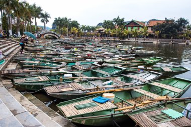 Ninh Binh, Vietnam - March01, 2015: Trang tanımlanamayan turist