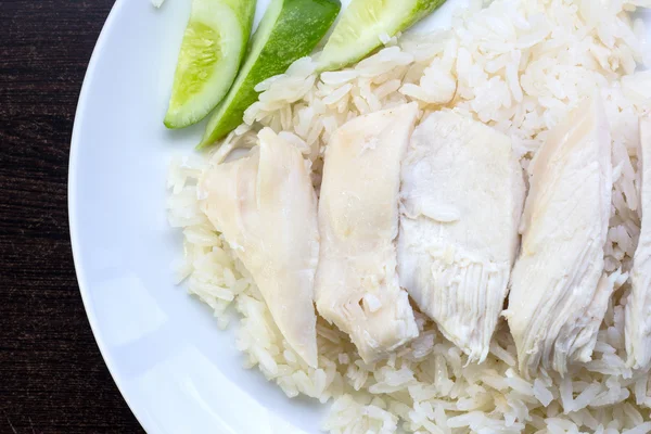 Hainan tavuk yağlı pilav ile
