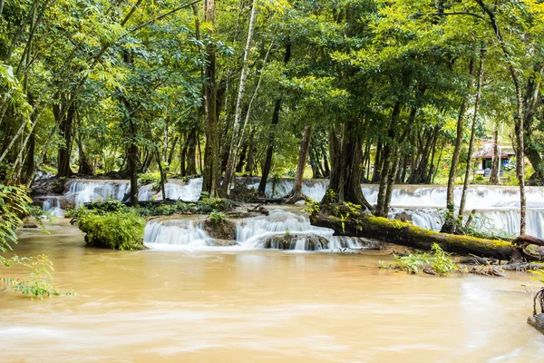 Keingkravia καταρράκτη στο sangkhlaburi, Kanjanaburi. Ταϊλάνδη — Φωτογραφία Αρχείου