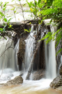 Sangkhlaburi, Kanjanaburi, Keingkravia şelale. Tayland