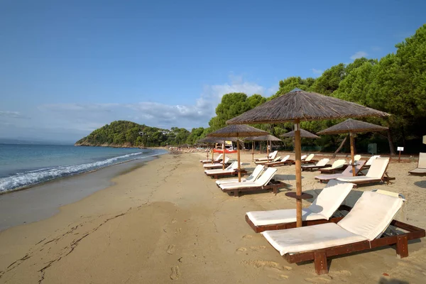 Skiathos Grecia 2020 Hermosa Playa Arena Paradisíaca Playa Koukounaries Isla —  Fotos de Stock