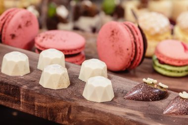 el yapımı çikolata şekerleme