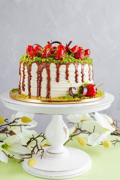 Клубничный и фисташковый мусс
 