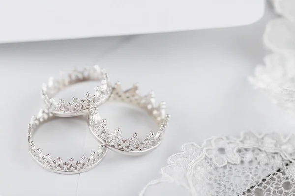 Stříbrné snubní prsteny — Stock fotografie
