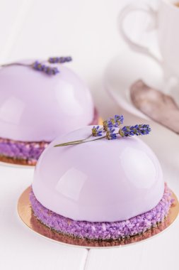 Lavanta mousse kek