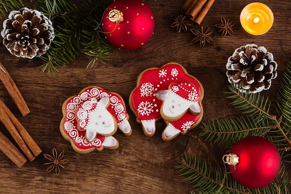 Christmas composition with red gingerbread sheep. Year of the Sh — Stock Photo, Image