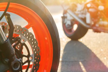 Motosiklet teker disk fren