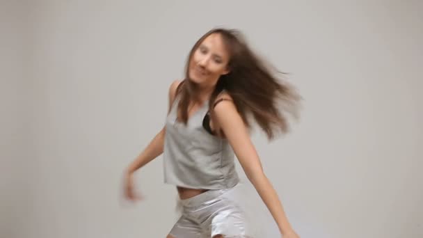 Young dancing girl — Stock Video