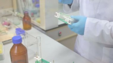 laboratuvar iş yeri için dna testi