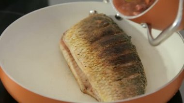 Bir tavada pilaki sazan