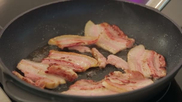 Friture tranches de bacon — Video