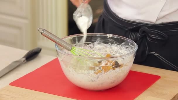 Előkészítése zab pehely tészta házi süti — Stock videók