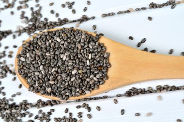 tahta kaşık Chia tohum