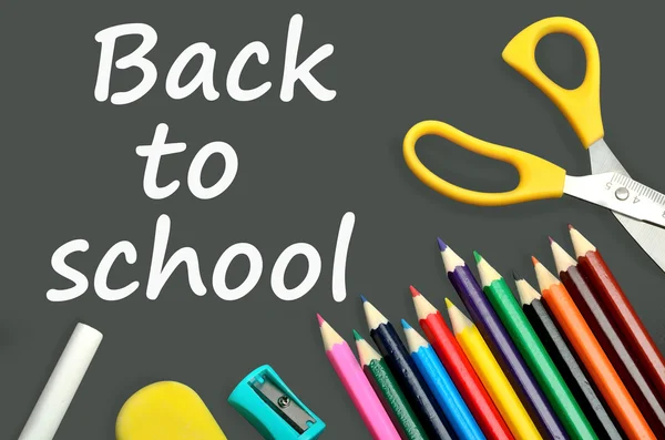 Слова Back to school on chalkboard — стоковое фото