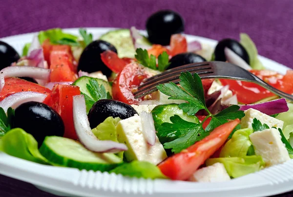 Piatto con insalata — Foto Stock