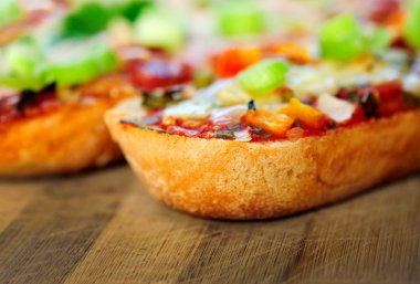 Salam ile Bruschette