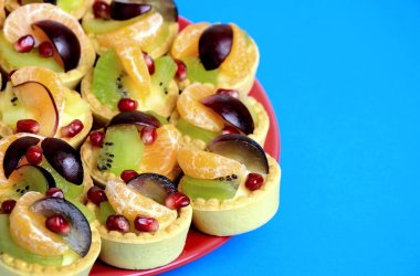 Meyve ile Mini tartes