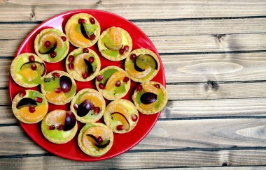 Meyve ile Mini tartes