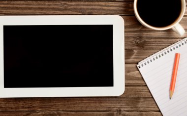  Tablet ve boş not defteri