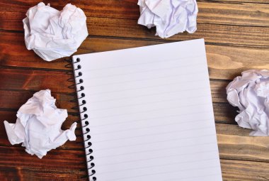 Oluklu kağıt ile defter
