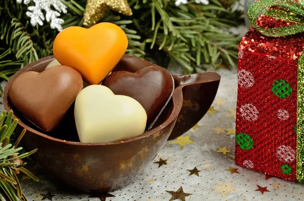 Schokoladentasse mit Schokoladenherz — Stockfoto