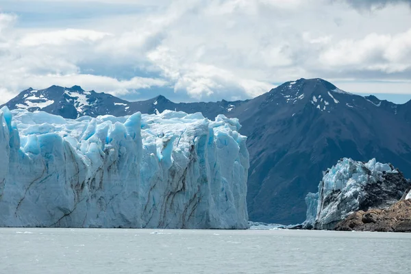 Kilátás a Perito Moreno gleccserre — Stock Fotó