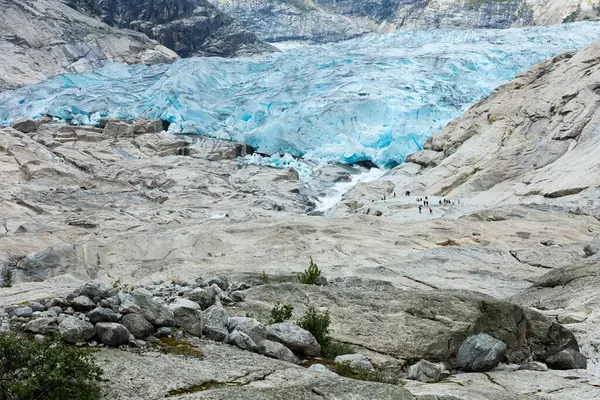 조스 텔 빙 하의 암석 층을 그린 모습 — 스톡 사진