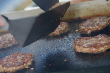 Pirzola Barbekü yemek