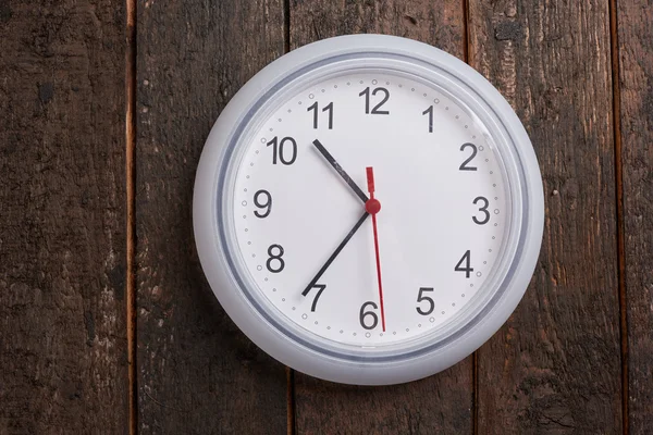 Clock on wooden wall — Stock Photo, Image