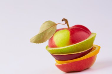 Meyve kesme: elma, portakal, armut 