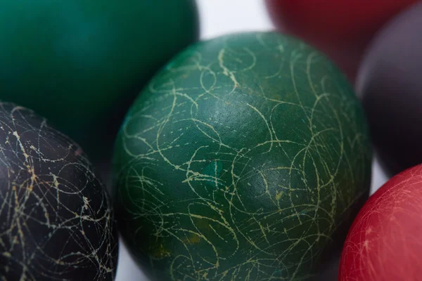 Oeufs colorés dans la célébration de Pâques — Photo