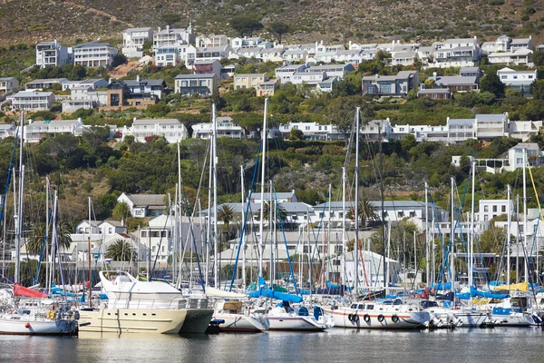 Puerto deportivo con barcos en Sudáfrica — Foto de Stock