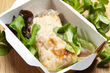 Haşlanmış sebzeli omlet 