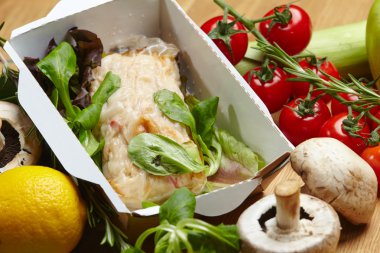 Haşlanmış sebzeli omlet 