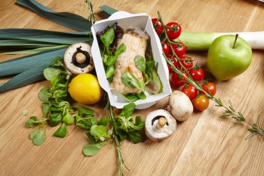 Haşlanmış sebzeli omlet 