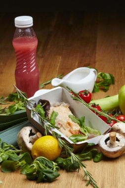 Haşlanmış sebzeli omlet 