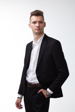 Kendine güvenen genç işadamı 