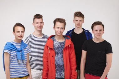 Eşofman birlikte genç erkeklerde