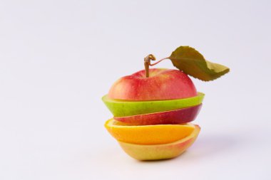 Meyve kesme: elma, portakal, armut 